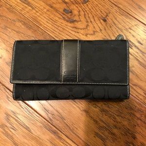 Coach wallet